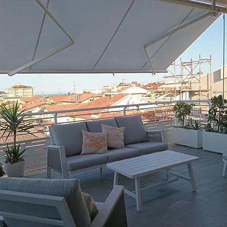 Cleo Apartment